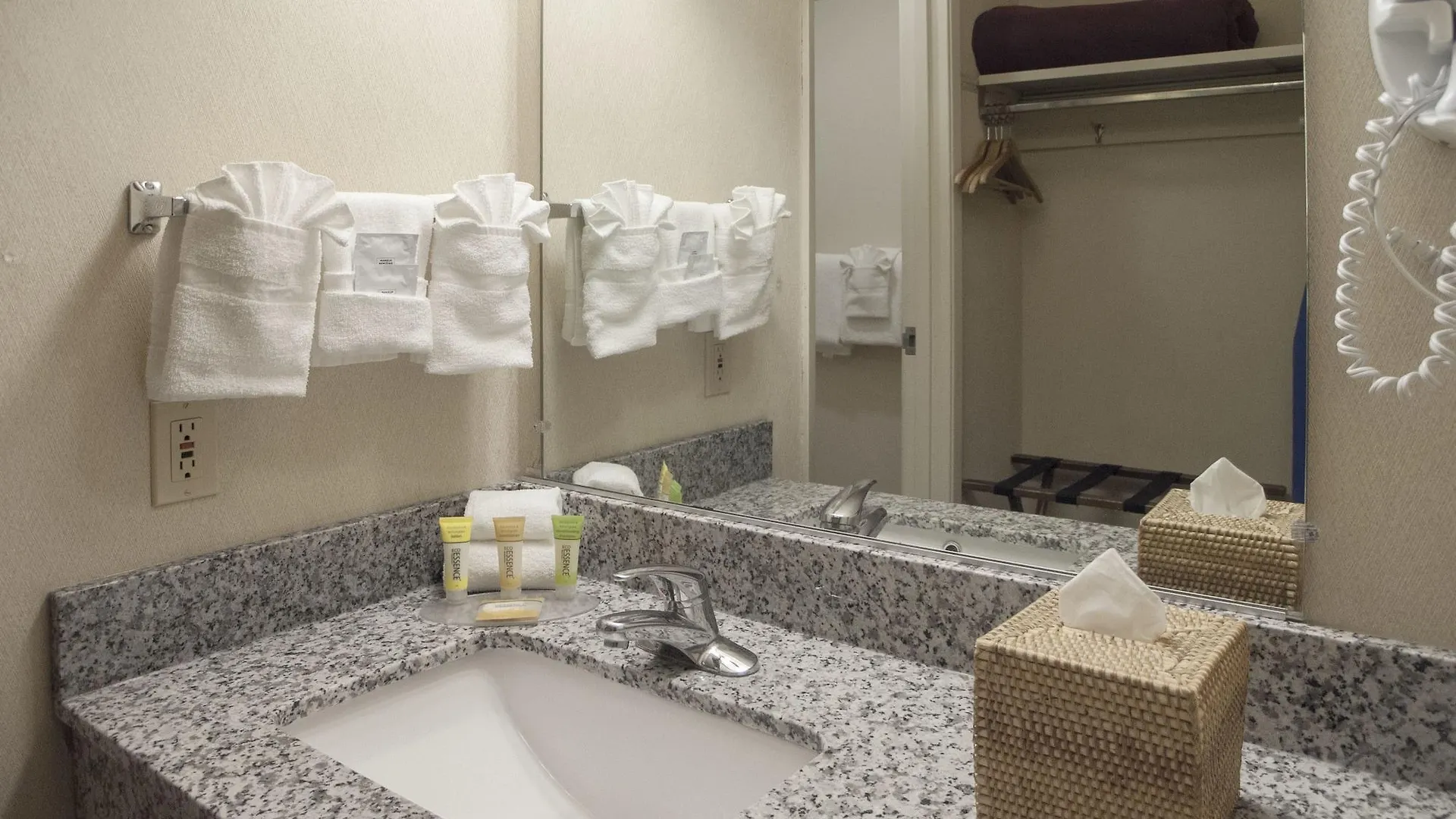 Inn At The Convention Center Portland Hotel