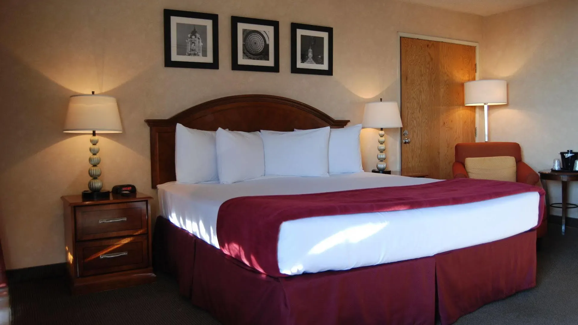 Inn At The Convention Center Portland 2*,  United States